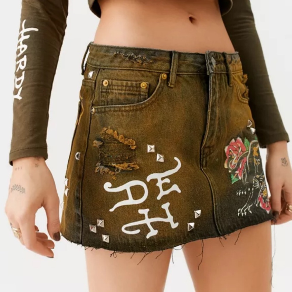 NEW Distressed Graphic Mini Skirt with Studs